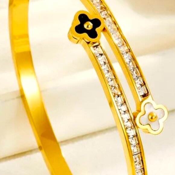 DAINTY SLIM GOLD DIPPED WRAP CUFF BLACK & WHITE CLOVER WHITE CZ'S ALONG THE SIDE - Picture 1 of 3